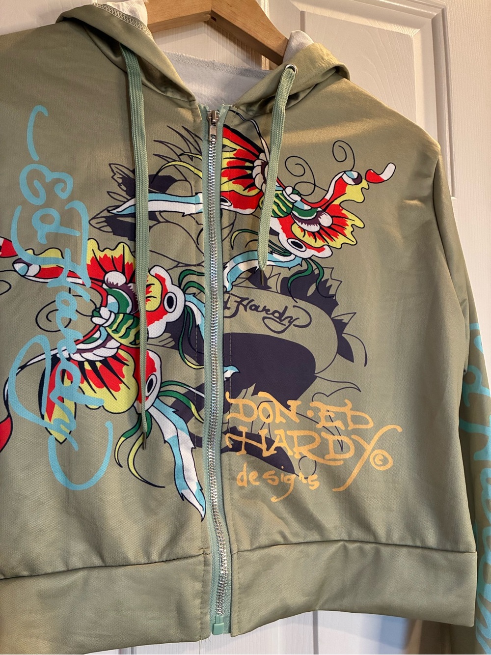 Ed Hardy White Care Tag Close-Up